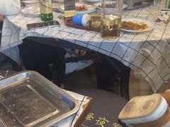 -顶峰夜宴·龙虾烧烤大排档(九江学院店)