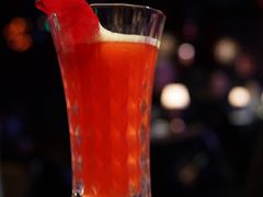 调酒师特调鸡尾酒-MOJO•湖景音乐餐厅•Bar(湖滨店)