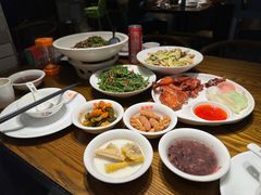 -爱碗亭·鲜炒湖南菜(壹城中心店)