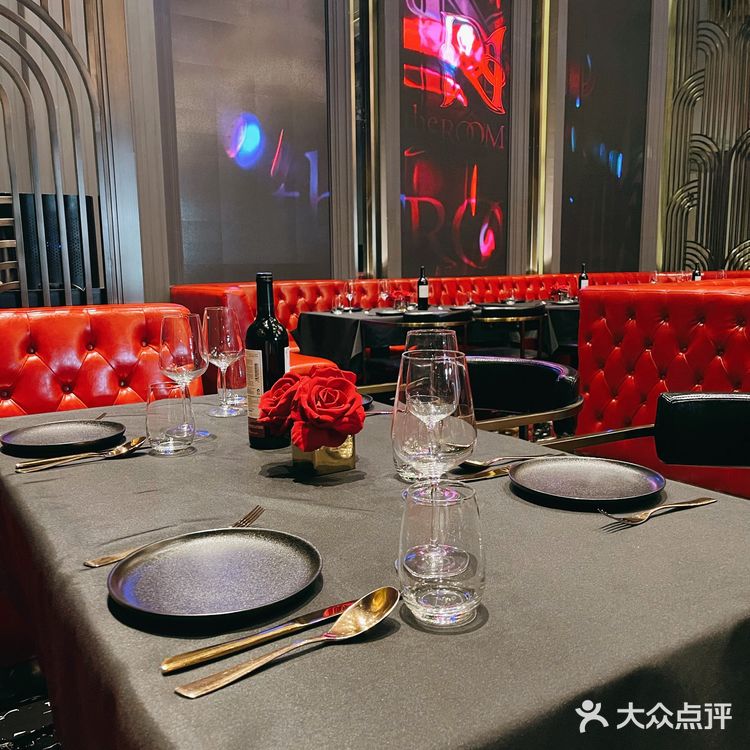 酒吧里的brunch套餐,可以吹爆!