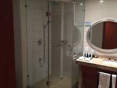 家庭房-鸿华度假酒店