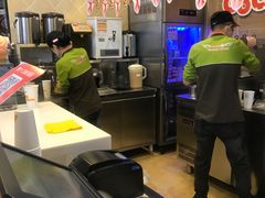 -CoCo都可(湖滨银泰店B区店)