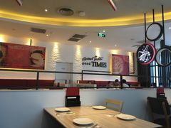 -必胜客(武汉欢乐谷店)