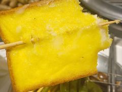 -山野的朋友露营炭火烤肉