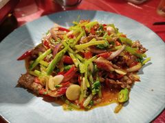 爆炒牛肉-杰J.w.m深夜食堂 厚杰居酒屋(淮海街商业街店)