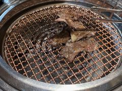 -韩烧牛中牛·甄选黑牛烤肉(黑金店)