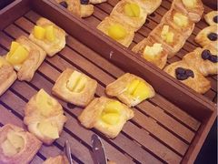 -松咖啡自助餐厅·松北香格里拉