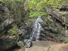 -藏龙百瀑风景区