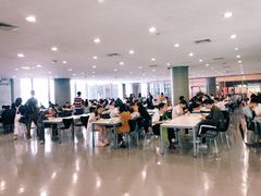 大堂-浦东图书馆读者餐厅