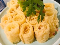 -左庭右院鲜牛肉火锅(浦江欢乐颂店)