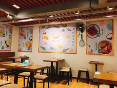 大堂-遇见甜品站(魁奇店)