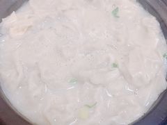 鱼汤馄饨-雪琴面馆富安特色鱼汤面(城中花园店)