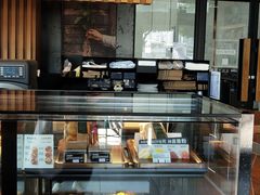 面包甜点陈列柜-星巴克(广州立白中心店)