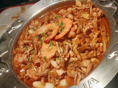 -胖哥俩肉蟹煲(华贸店)