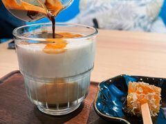 蜂巢拿铁-默迹咖啡馆