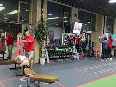 -健龙森俱乐部·游泳·健身·羽毛球综合体育馆