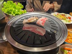 -明洞阿姨·韩式酱蟹烤肉·创意料理(三元桥店)