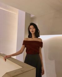 -变画·发型STUDIO