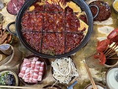 -正南齊北重庆老火锅(光华村直营店)