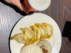 鲜肉锅贴-共和春(甘泉路店)