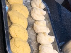 贴饼子-缘福乡村铁锅炖民宿(八达岭店)