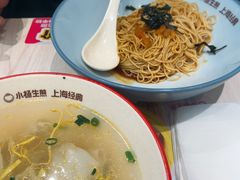 -小杨生煎(金山百联购物中心3楼店)