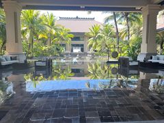 -海南清水湾莱佛士酒店