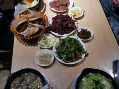 -闫家驴肉老店(华电一校店)