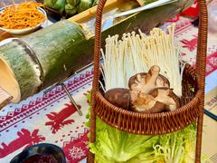 -刘姐啤酒鱼民族演艺餐厅(西街总店)