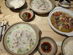 -叁煨蹄花·下饭盐帮菜(人民广场店)