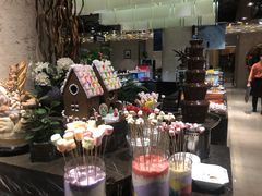 巧克力喷泉-天宇菲尔德·花园西餐厅·海鲜自助餐