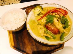 绿咖喱鸡肉套饭-GOGO Plate(成都太古里店)