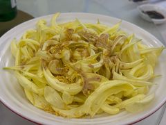 -郑猛记石岐鸽主题餐厅(长江店)