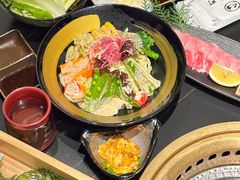 -山川小町·极番烧肉(新地假日广场店)