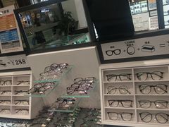 -回瑞眼镜·蔡司·依视路官方授权店(广益路万达店)