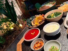 -三出山火锅(南京万象天地店)