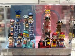 -泡泡玛特POPMART(蓝色港湾店)