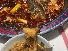 -何师傅美蛙鱼头(汉街店)