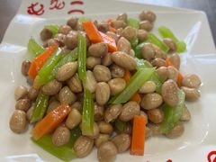 -屯老二农家铁锅炖·行业领军者(梅江店)