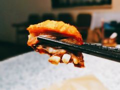 馕坑果木烤羊排-巴扎美食·新疆菜·西域歌舞表演餐厅(新疆大厦店)