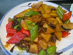 小黄蘑土豆片-诺敏塔拉奶茶-布里亚特包子-手把肉(锦都会店)