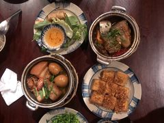 -Cuc Gach Quan Restaurant