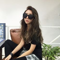 点击看大图 -Godhands美发设计沙龙