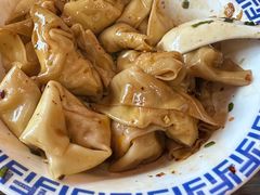 -笑来喜馄饨小笼工坊(通扬路店)