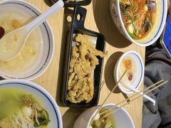-蓉李记成都名小吃(武汉经开万达店)
