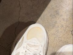 -UCC国际洗衣(长宁路精选店)