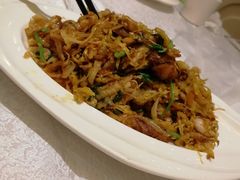 月牙骨炒酸菜-北李妈妈菜·海肠捞饭(高新万达店)