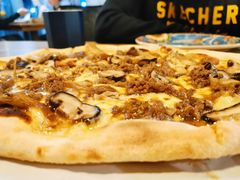 烤牛肉披萨-I HOLIC艾豪丽披萨(KKone店)