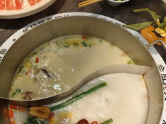 -江小渔鲜鱼火锅(西二道街店)