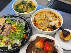-W COLLECTIVE  DESSERT SHOP